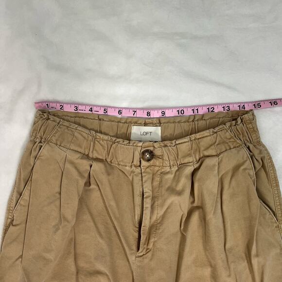 Loft Khaki Wide Leg Pants with Pockets Size Medium - Picture 3 of 8